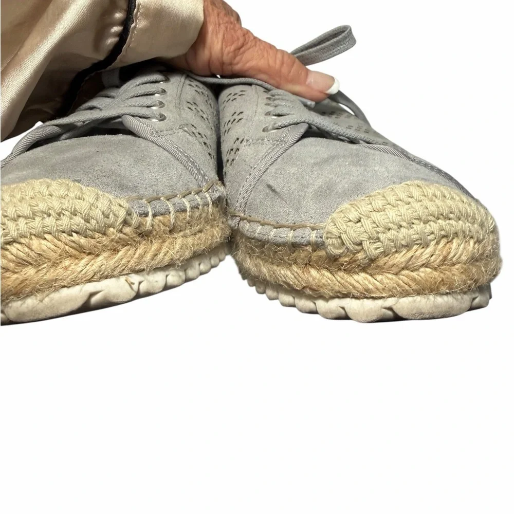 Marc Fisher Baila Perforated Espadrille Gray Lace-Up Sneakers Sz 7.5